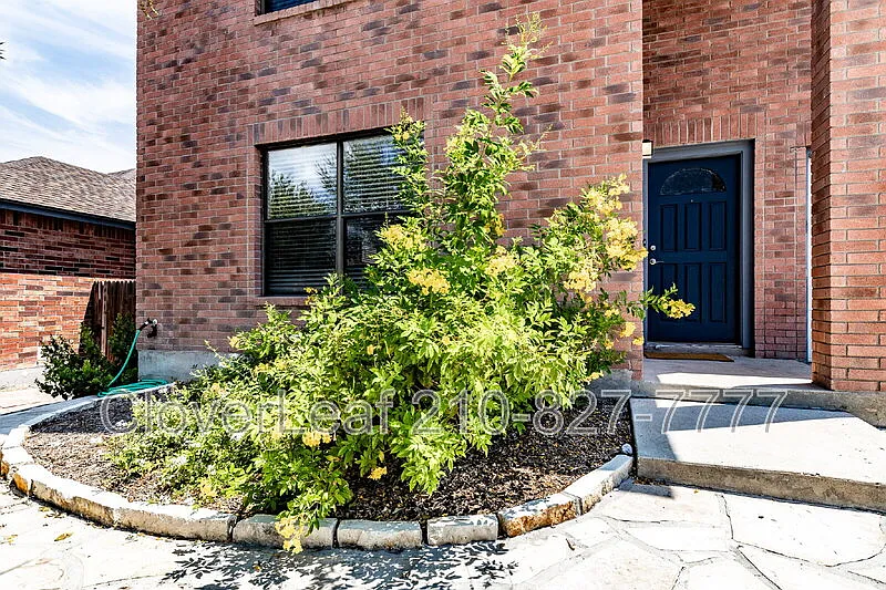 3 bed, 2.5 bath, 2959 sqft, $2,097 — Photo 4