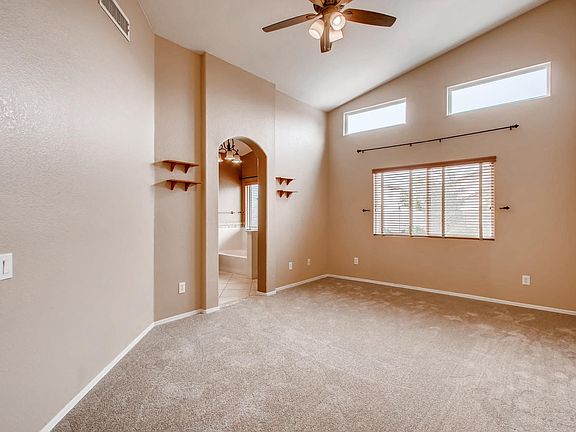 1410 W Saragosa Pl Chandler AZ-large-015