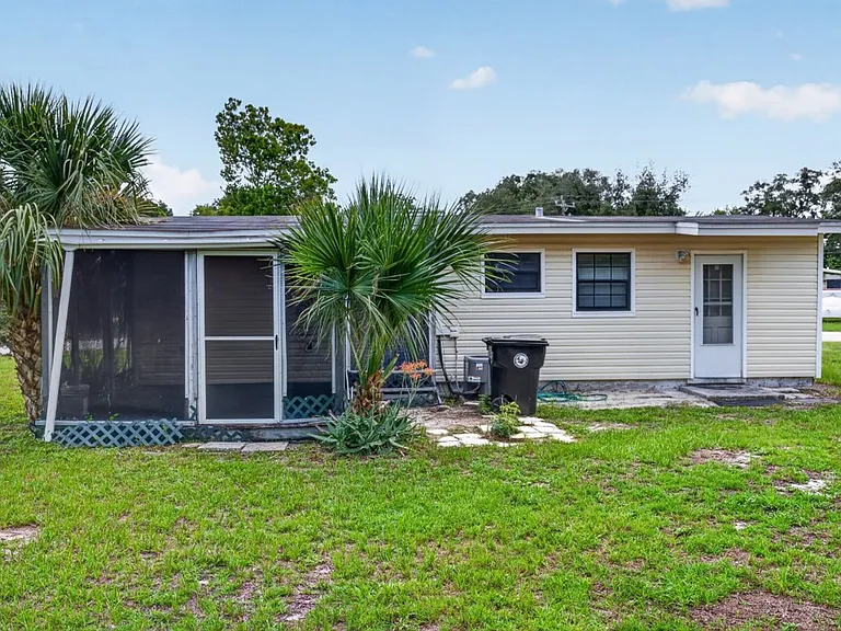 255 Woodside Dr — Photo 23