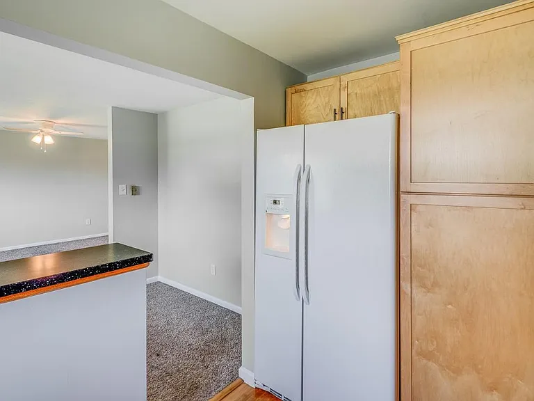 204 Warwick Rd #C — Photo 6