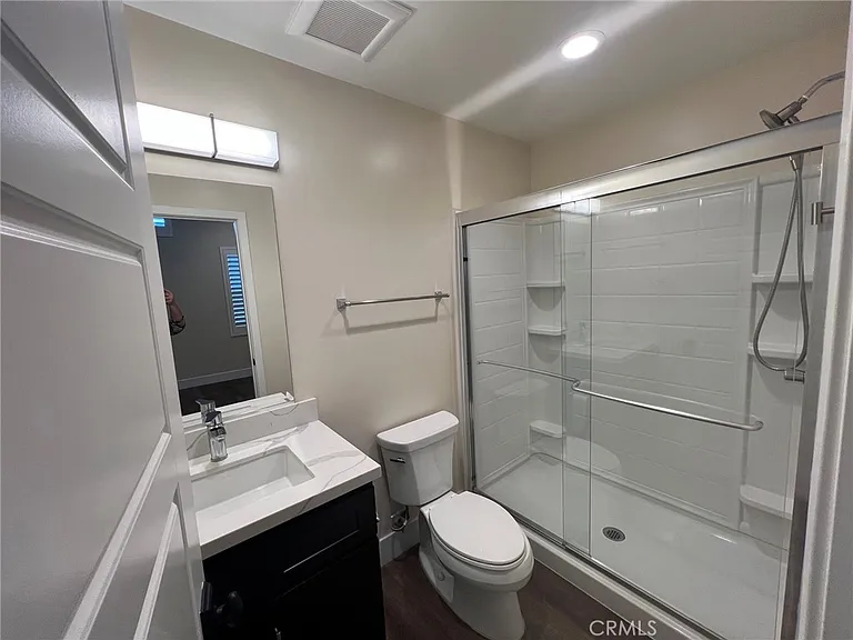 13804 Cordary Ave — Photo 38