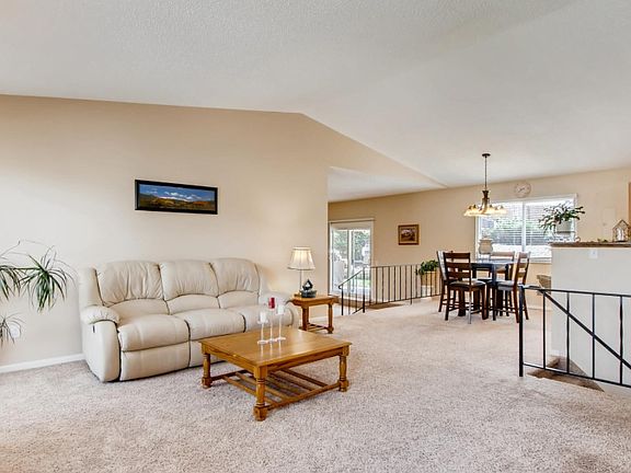 4th image of 5043 Bluestem Dr
