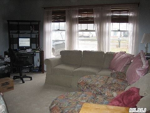 2nd image of 88 Manchester Ln