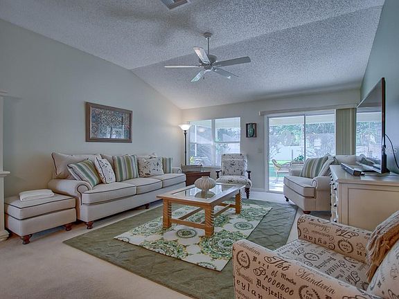 4th image of 9710 SE 171st Argyll St