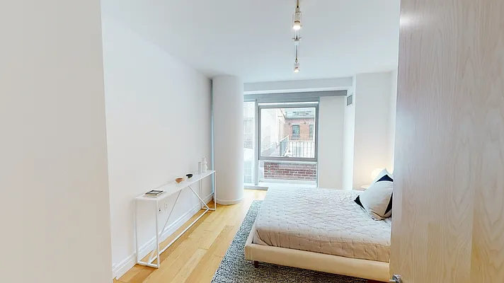 Rented by Two Trees | media 17