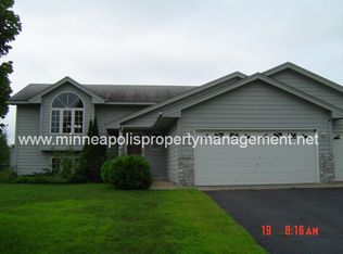 1964 Greenway Ave, Shakopee, MN 55379