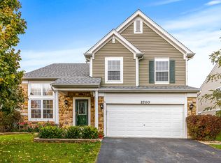 2700 Spinnaker Dr, Aurora, IL