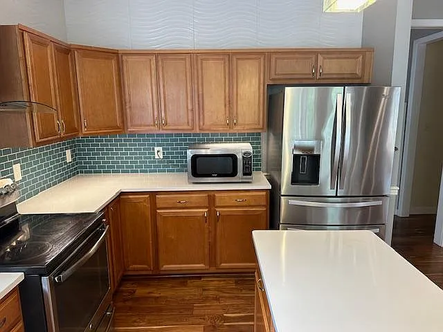 2565 Kentucky Derby Dr — Photo 14
