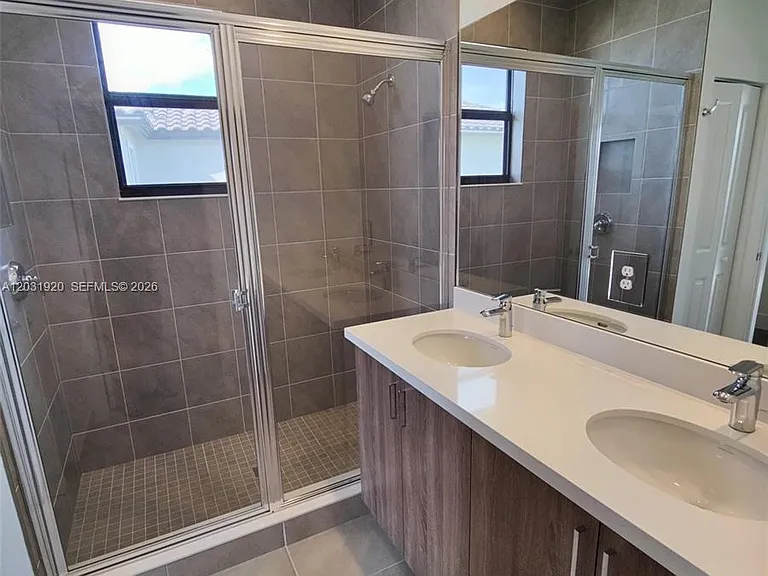 5573 Cobalto Way — Photo 30