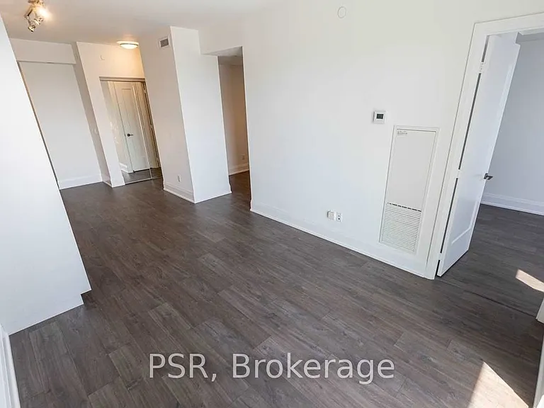 101 Erskine Ave #903 — Photo 10
