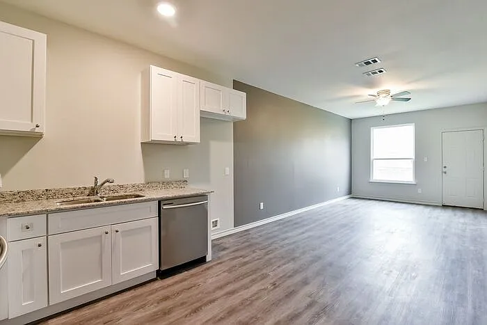 8001 Marydean Ave — Photo 10