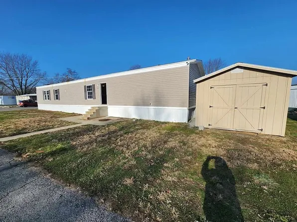 71 Biddle Blvd, Bloomingburg, OH 43106