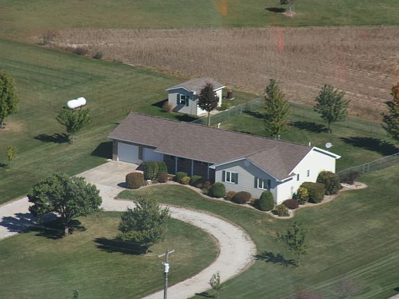 2nd image of 1258 N 2200 East Rd