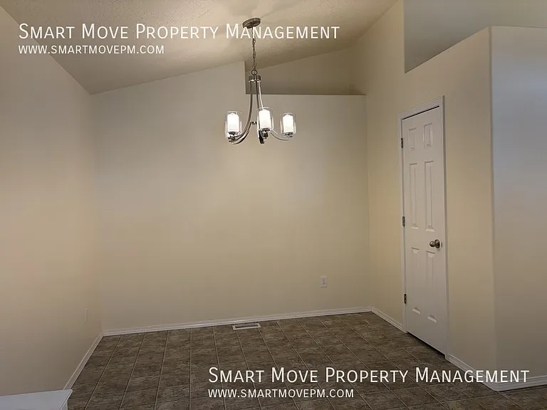 1241 E Ringneck Ct — Photo 6
