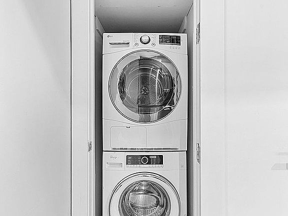 4th image of 124 E 117th St APT 4F