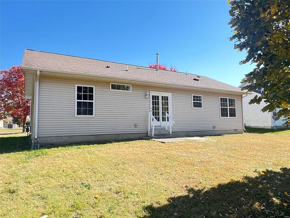 2nd image of 503 N Coneflower Dr