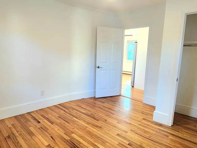 248 Pearl St #1 — Photo 15