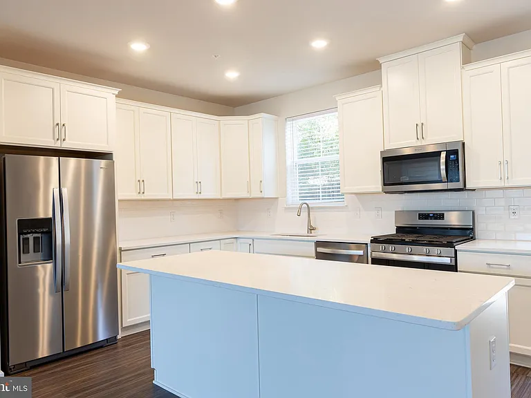 113 Four Leaf Dr — Photo 7