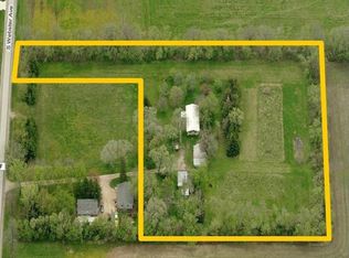1635 S Webster Ave, Omro, WI 54963