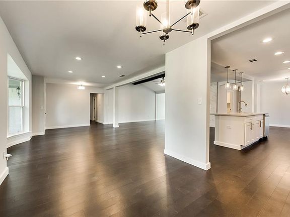 5th image of 2520 Mollimar Dr