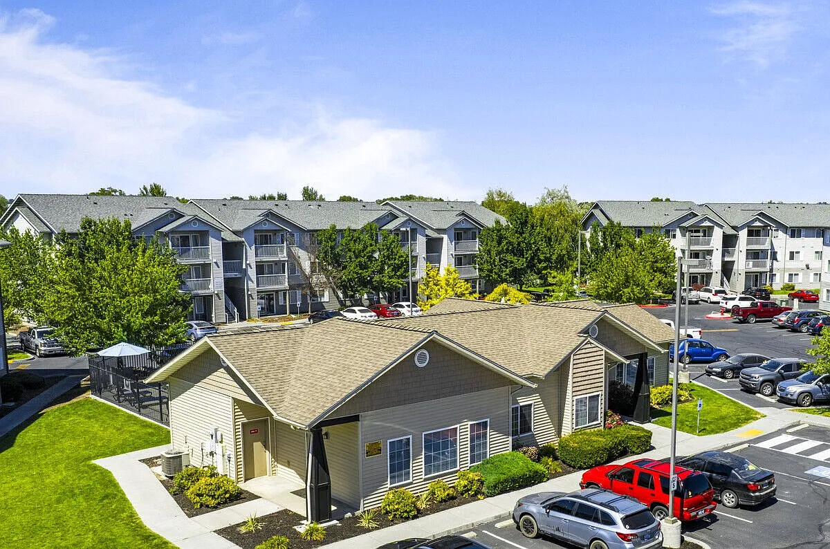 Heron Creek Apartments — Photo 1