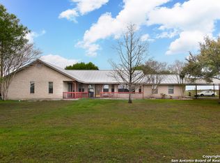 3226 Rakowitz Rd, Adkins, TX 78101