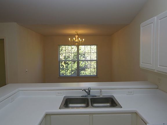 5th image of 2211 Locksley Woods Dr APT C