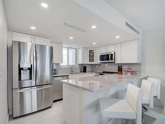 2nd image of 2505 S Ocean Blvd #7170
