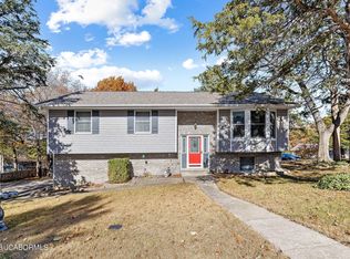 5510 Scherr Dr, Jefferson City, MO 65109