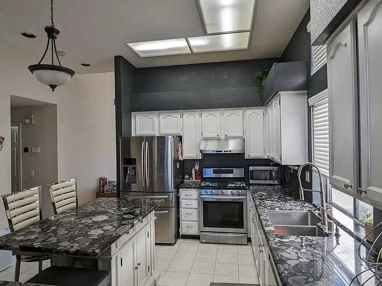 31224 Lamprey Dr — Photo 12
