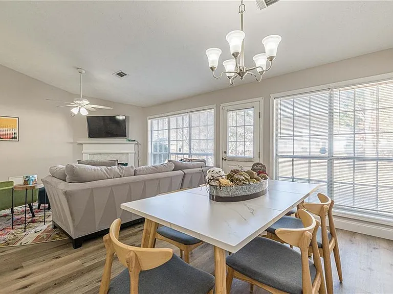 3195 Jorden Crest Ct — Photo 16