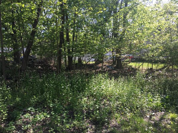 52 Church St, Claverack, NY 12565