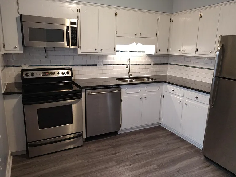1450 Dover Rd #C — Photo 10