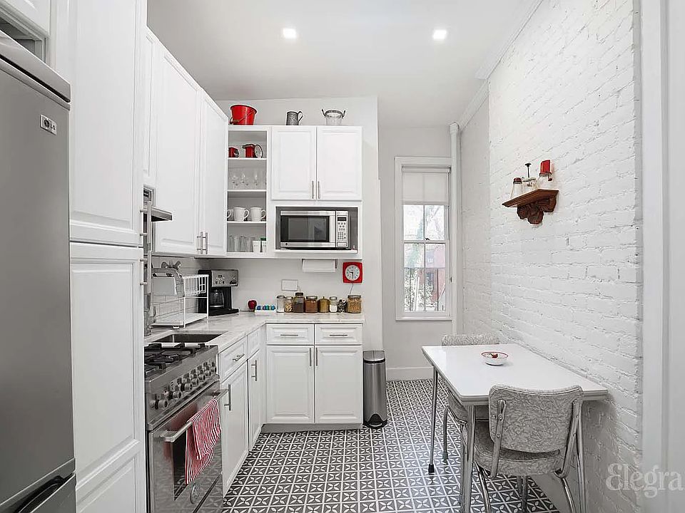 1st image of 53 W 11th St APT 3E