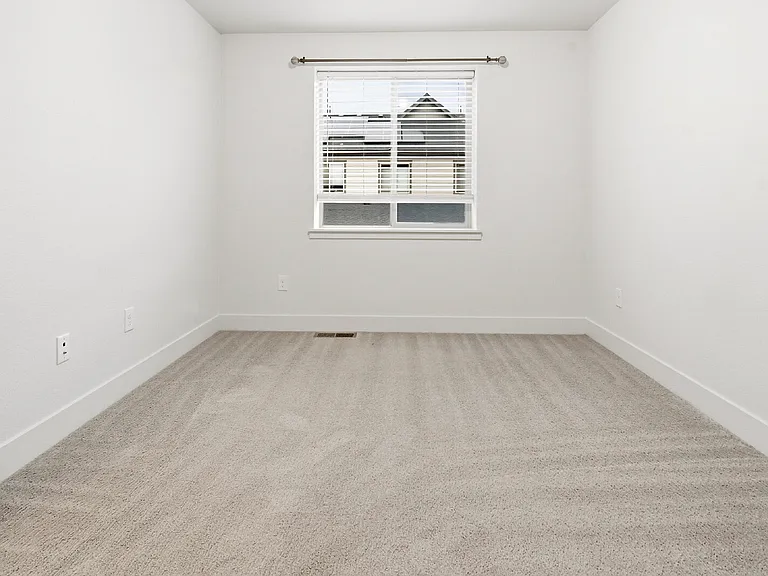 11117 E 25th Ave — Photo 15