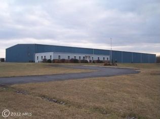 206 Stilwell Farm Ln, Falling Waters, WV 25419