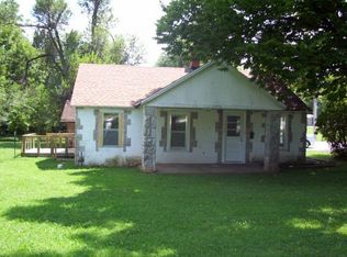 2954 W Walnut St, Springfield, MO 65802