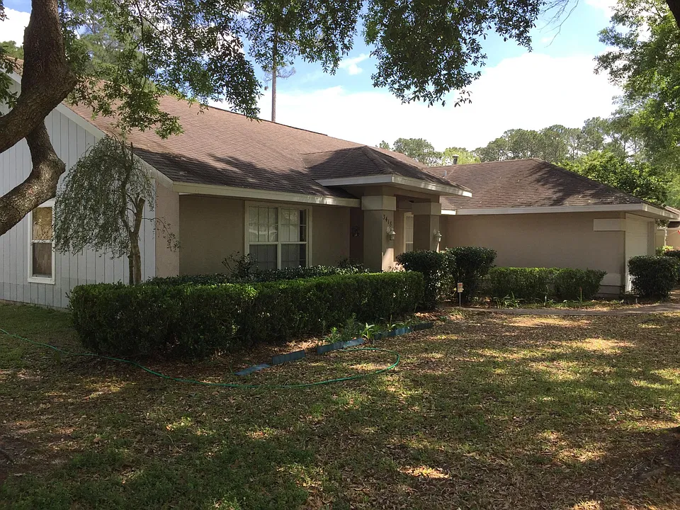 3418 NW 67th Ave