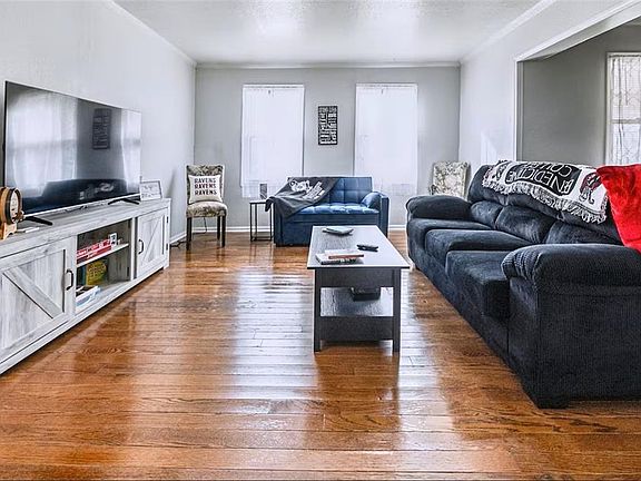 4th image of 1013 Kearney St