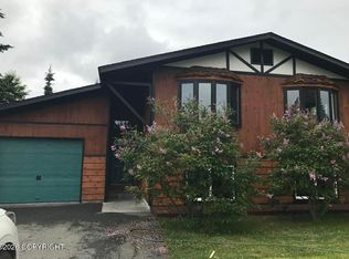 323 W Rockwell Ave, Soldotna, AK 99669