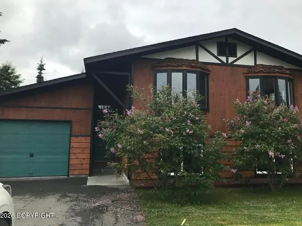 323 W Rockwell Ave, Soldotna, AK 99669