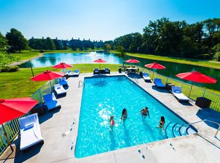 231 Fieldcrest St, Ann Arbor, MI 48103