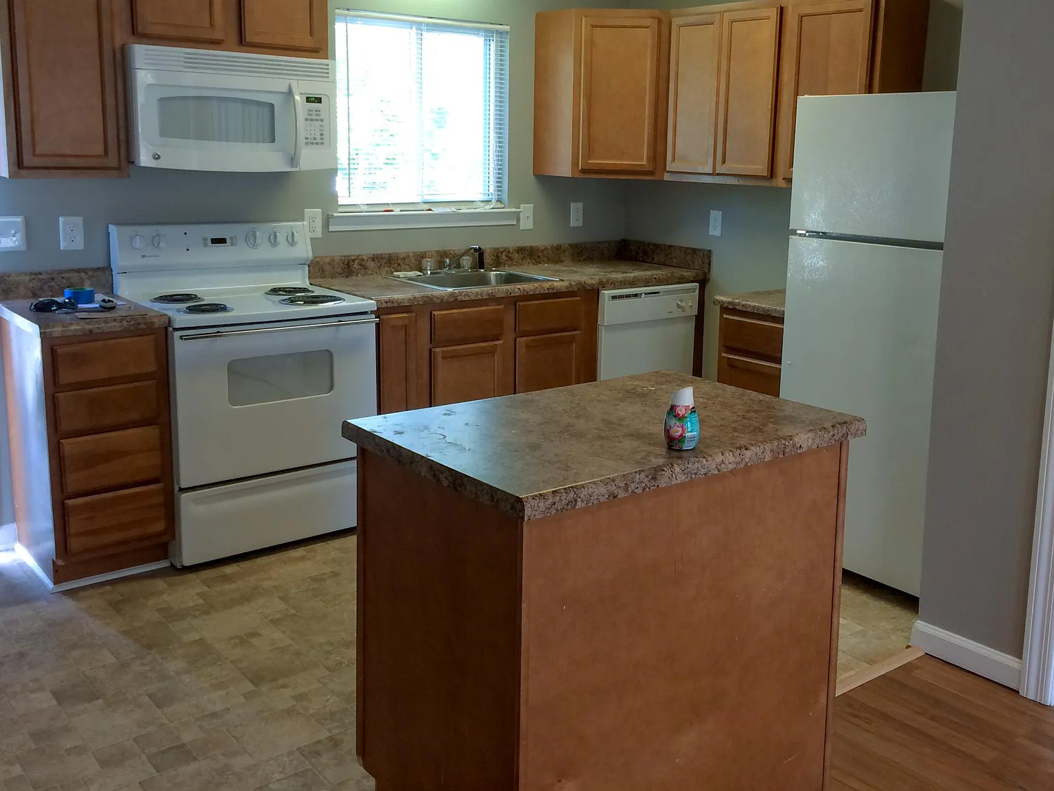 500 E Lauderdale St — Photo 2
