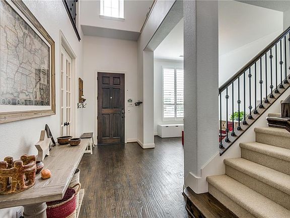 4th image of 1471 Silent Brook Dr
