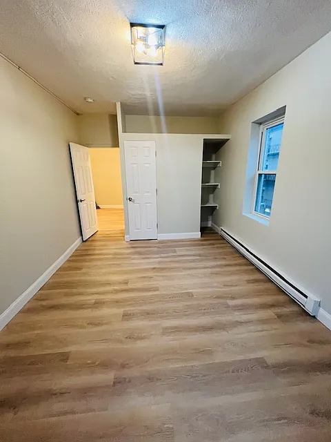 2 bed, 999 sqft, $3,600 — Photo 4