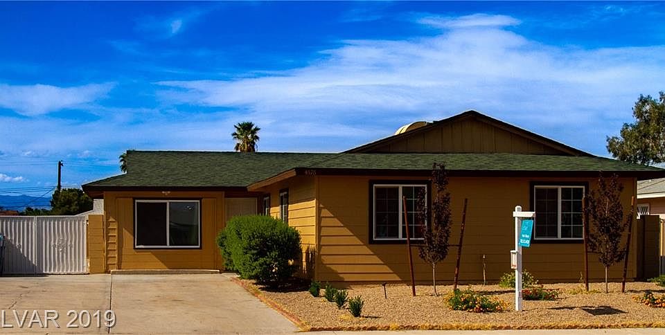 1st image of 4676 Bennett Dr