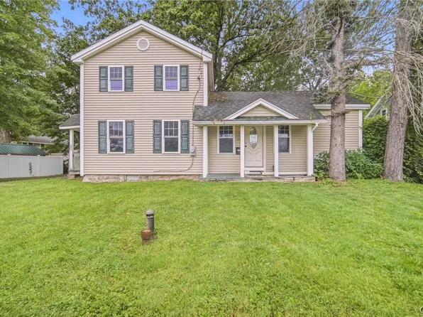 244 S Main St, Minoa, NY 13116