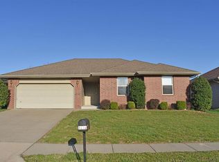 1212 N Nolting Ave, Springfield, MO 65803