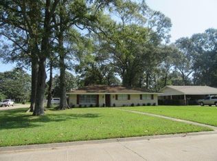 401 Louisiana Ave, Sulphur, LA 70663