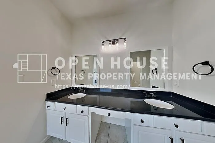 2222 Princess Snow Cir — Photo 10